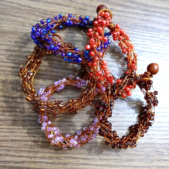 Gorgeous Topaz glass beaded copper wire bracelet - Picture 4 of 5